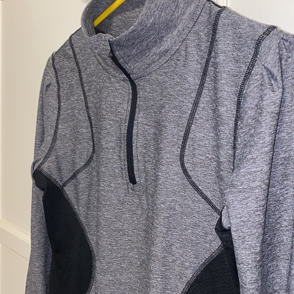 C9 by Champion Small Quarter Zip Athletic Gray Lightweight Pullover - Picture 13 of 14